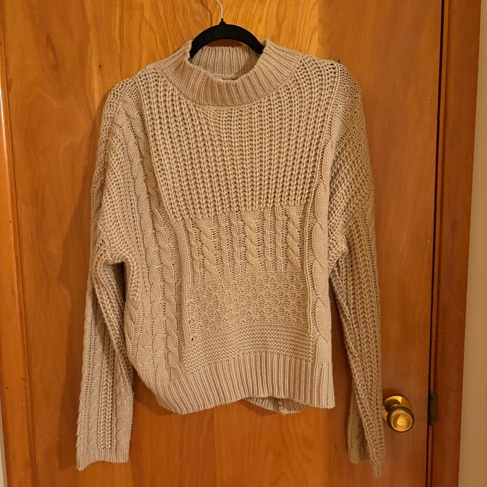 Time & Tru Sweater